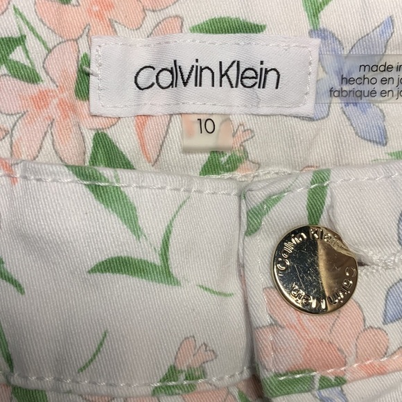 🔥🔥Calvin Klein floral jeans size 10 - Picture 3 of 8
